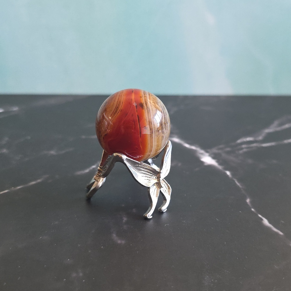 Sardonyx sphere
